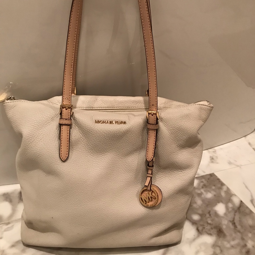 Michael Kors neutral leather shoulder bag